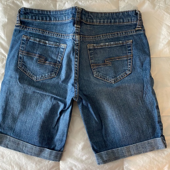 Jean shorts - Picture 2 of 2